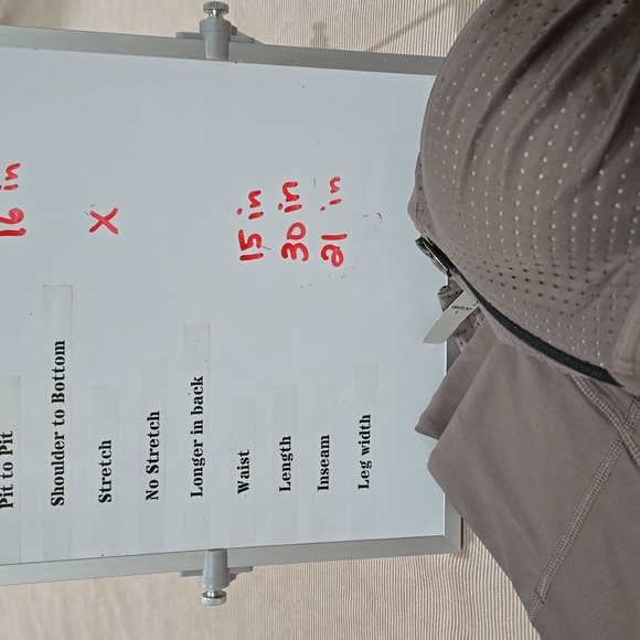 NWT-Victoria Sport Set - Picture 10 of 10